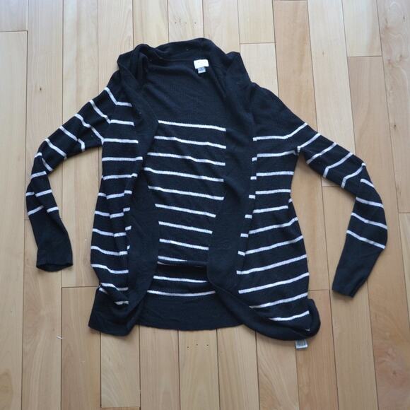 A New Day Sweater Black and White Stripes Size Medium (Women's) Quarter Sleeve - Picture 1 of 3